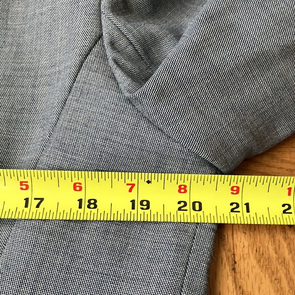 Gorgeous 100% Wool Lafayette 148 Classic Blazer size 14 - Picture 8 of 11